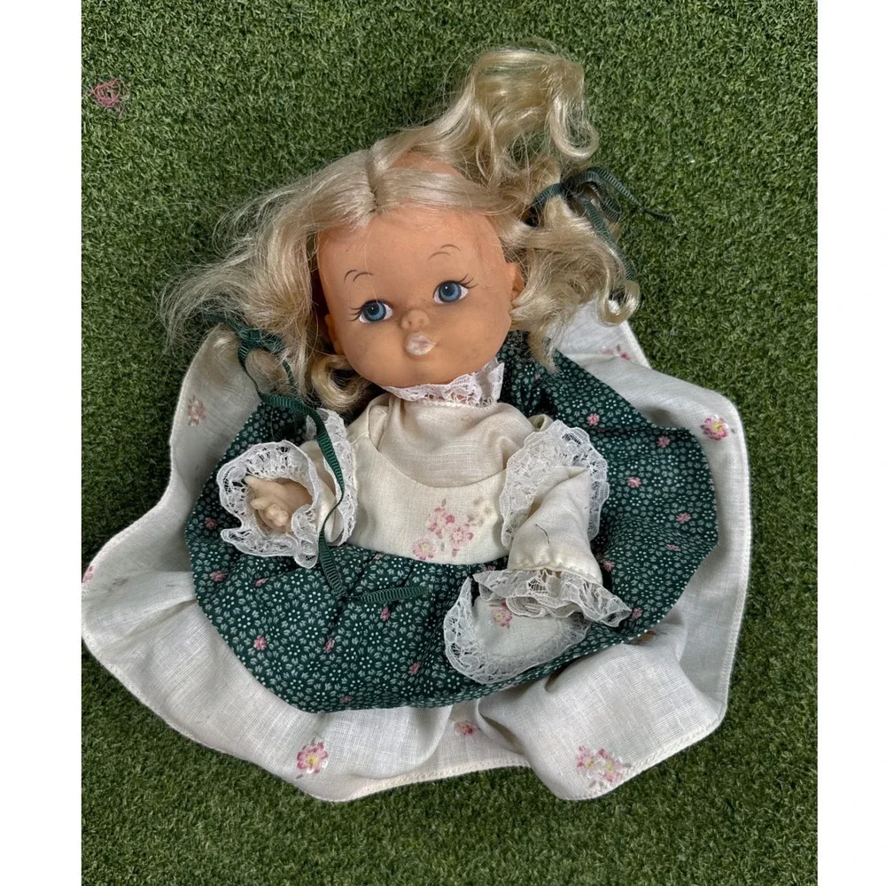 Vintage Doll Blonde Hair Green Dress Lace 7in Collectible‎ Toy